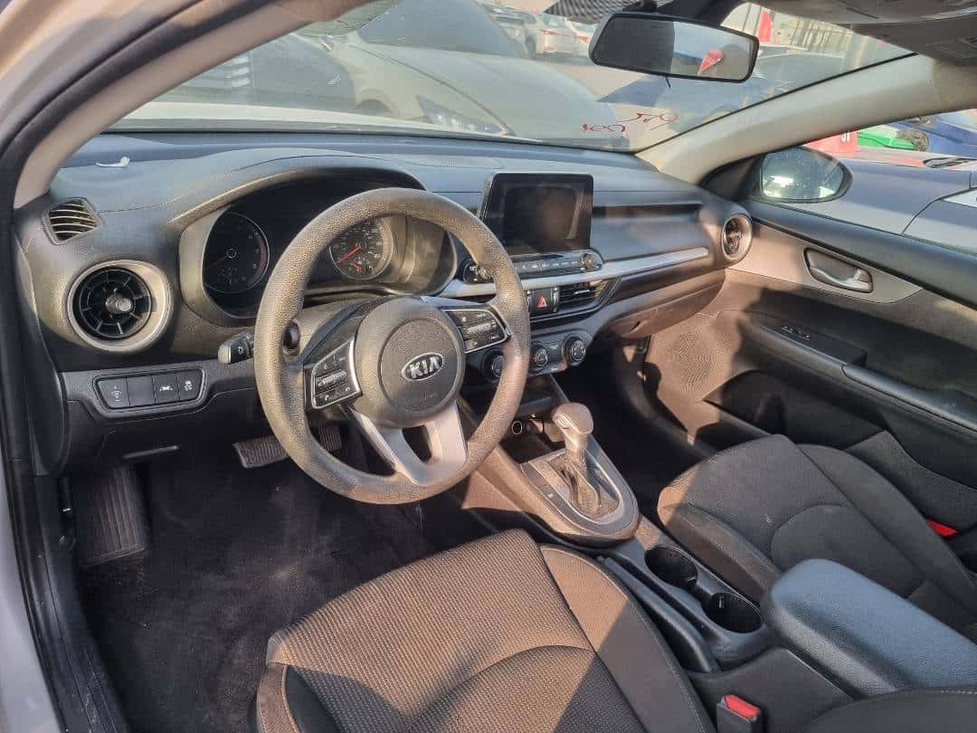 KIA FORTE 2020 thumbnail 7