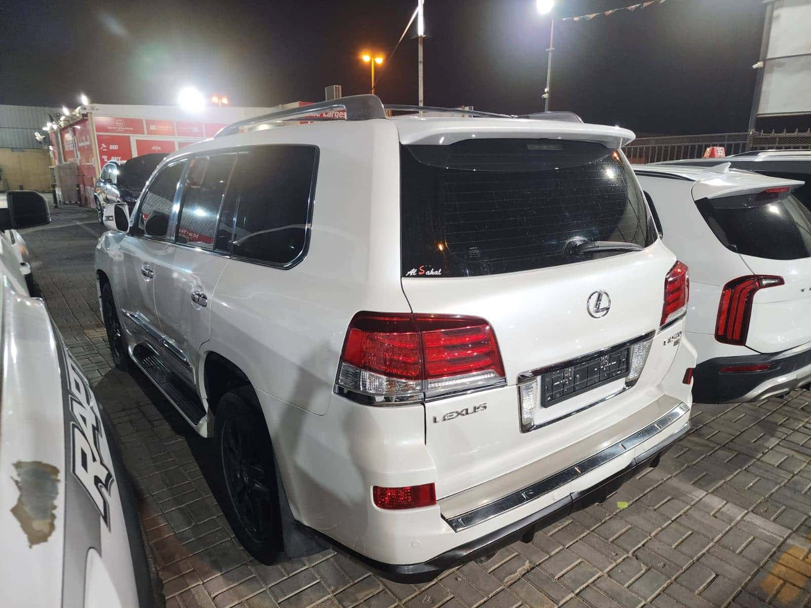 LEXUS LX 570 2012 thumbnail 7
