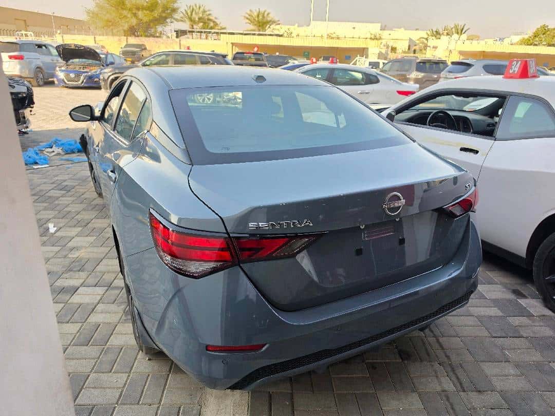 NISSAN SENTRA 2024 thumbnail 1