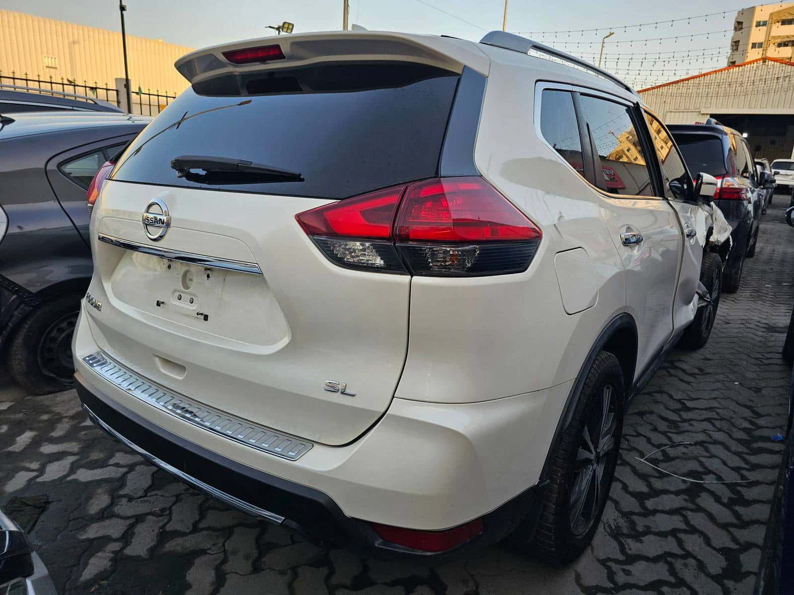 NISSAN ROGUE 2017 thumbnail 2