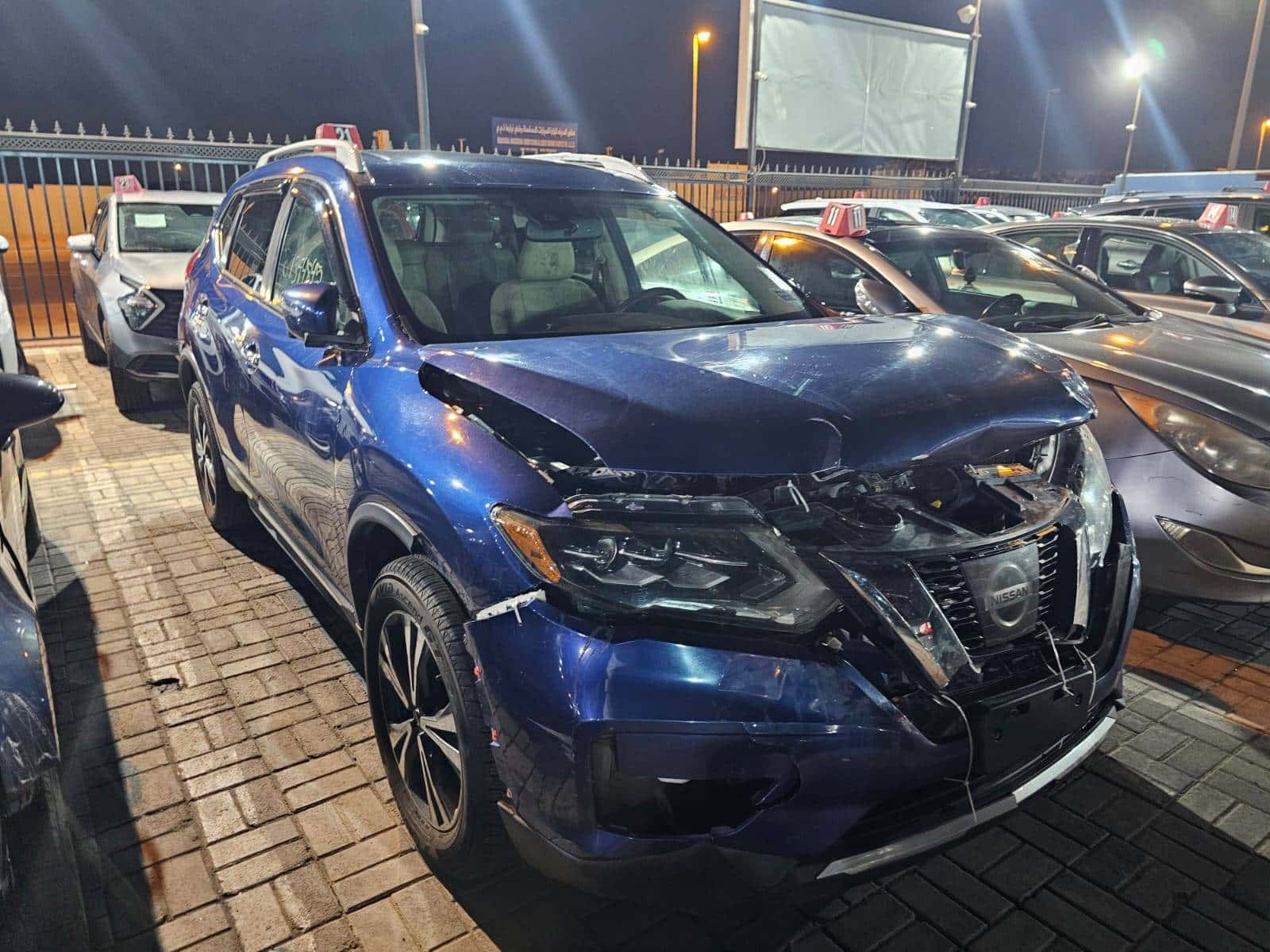 Nissan Rogue 2017 thumbnail 3