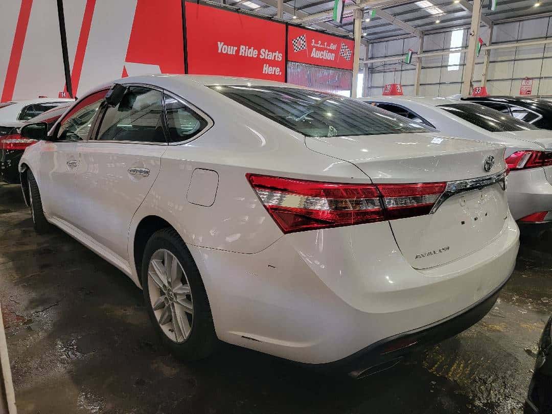 Toyota Avalon 2013 thumbnail 1