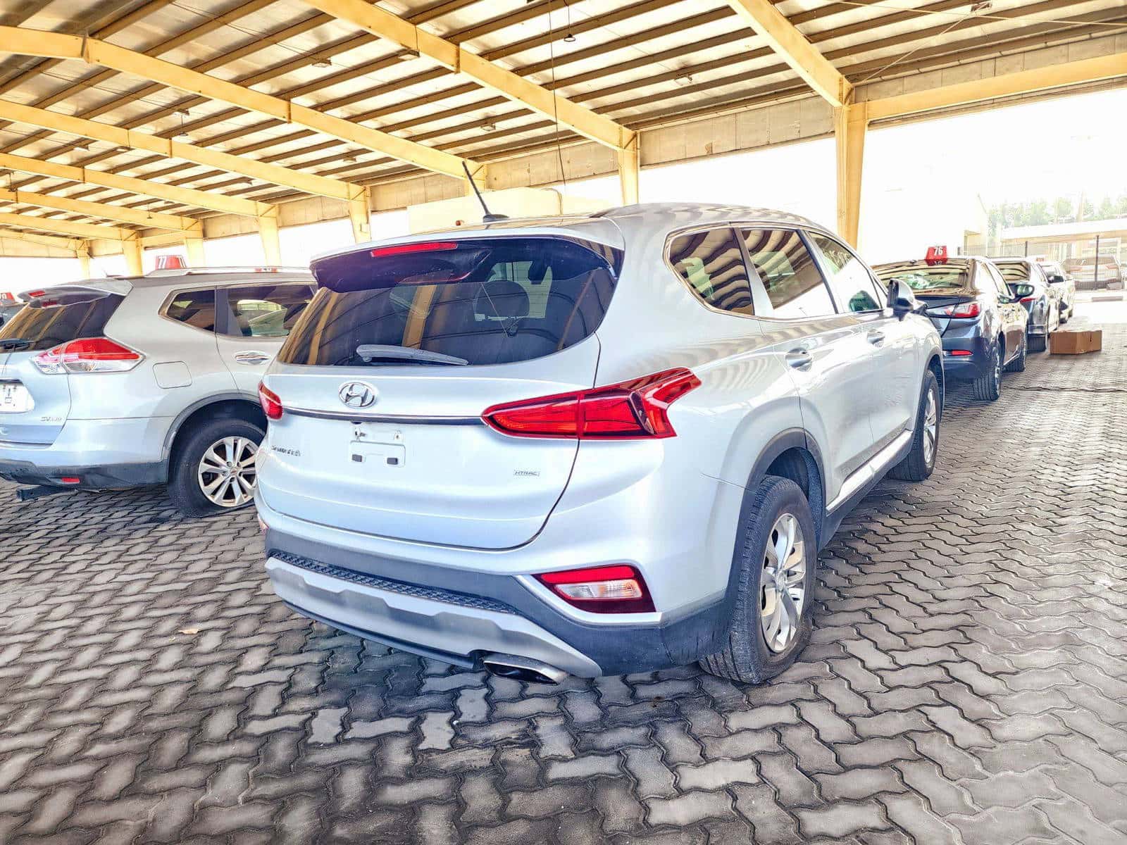 HYUNDAI SANTA FE - Exterior