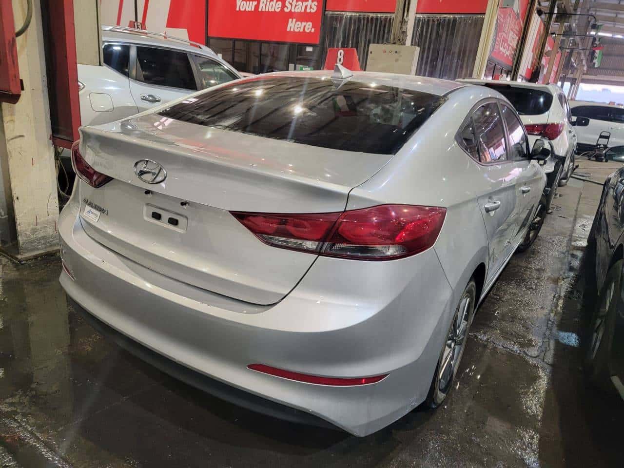 Hyundai Elantra 2017 thumbnail 3