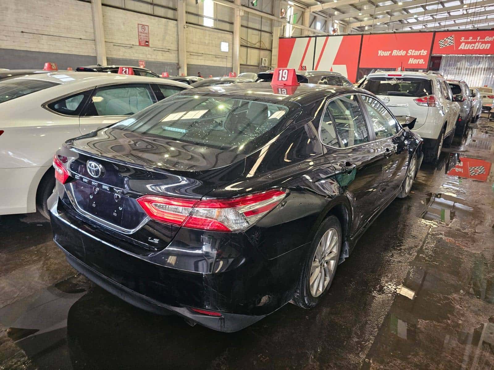 TOYOTA CAMRY 2018 thumbnail 4
