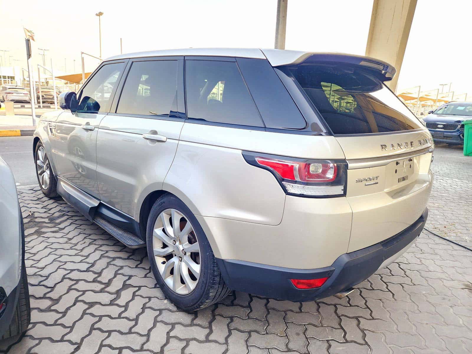 LAND ROVER RANGE ROVER SPORT HSE - Exterior