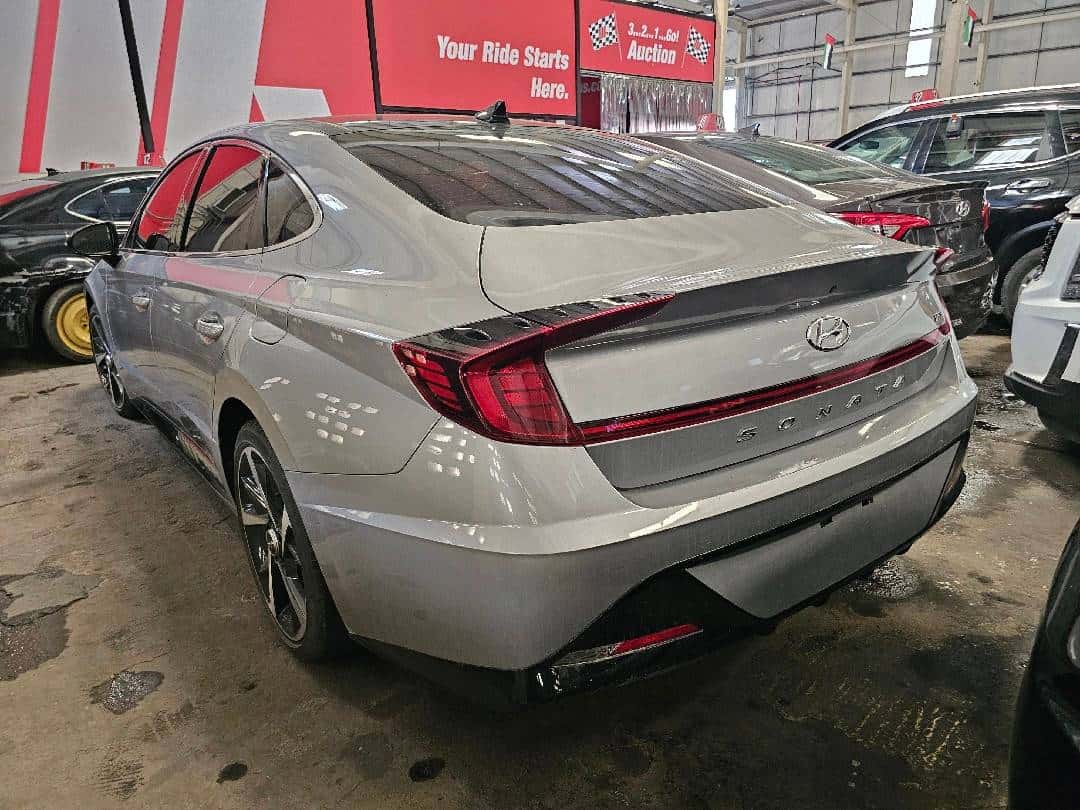 HYUNDAI SONATA 2023 thumbnail 1