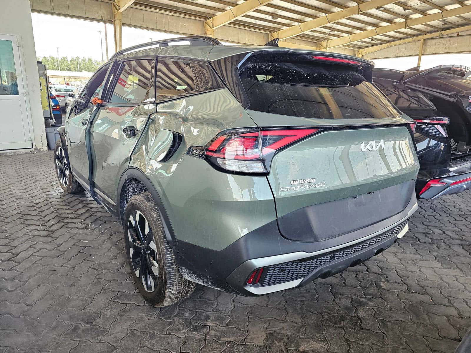 Kia SPORTAGE 2023 thumbnail 2