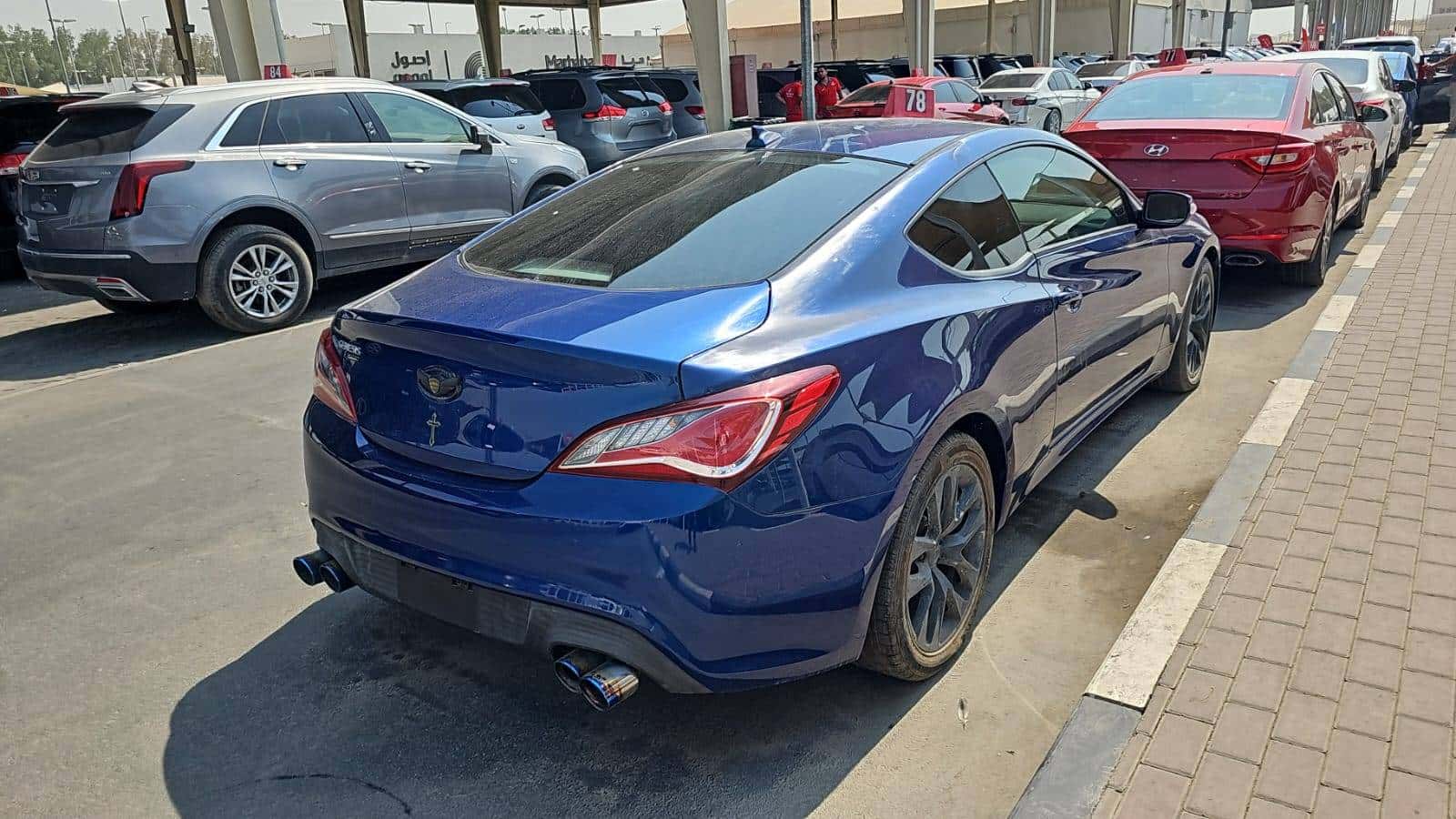 Hyundai Genesis 2016 thumbnail 4