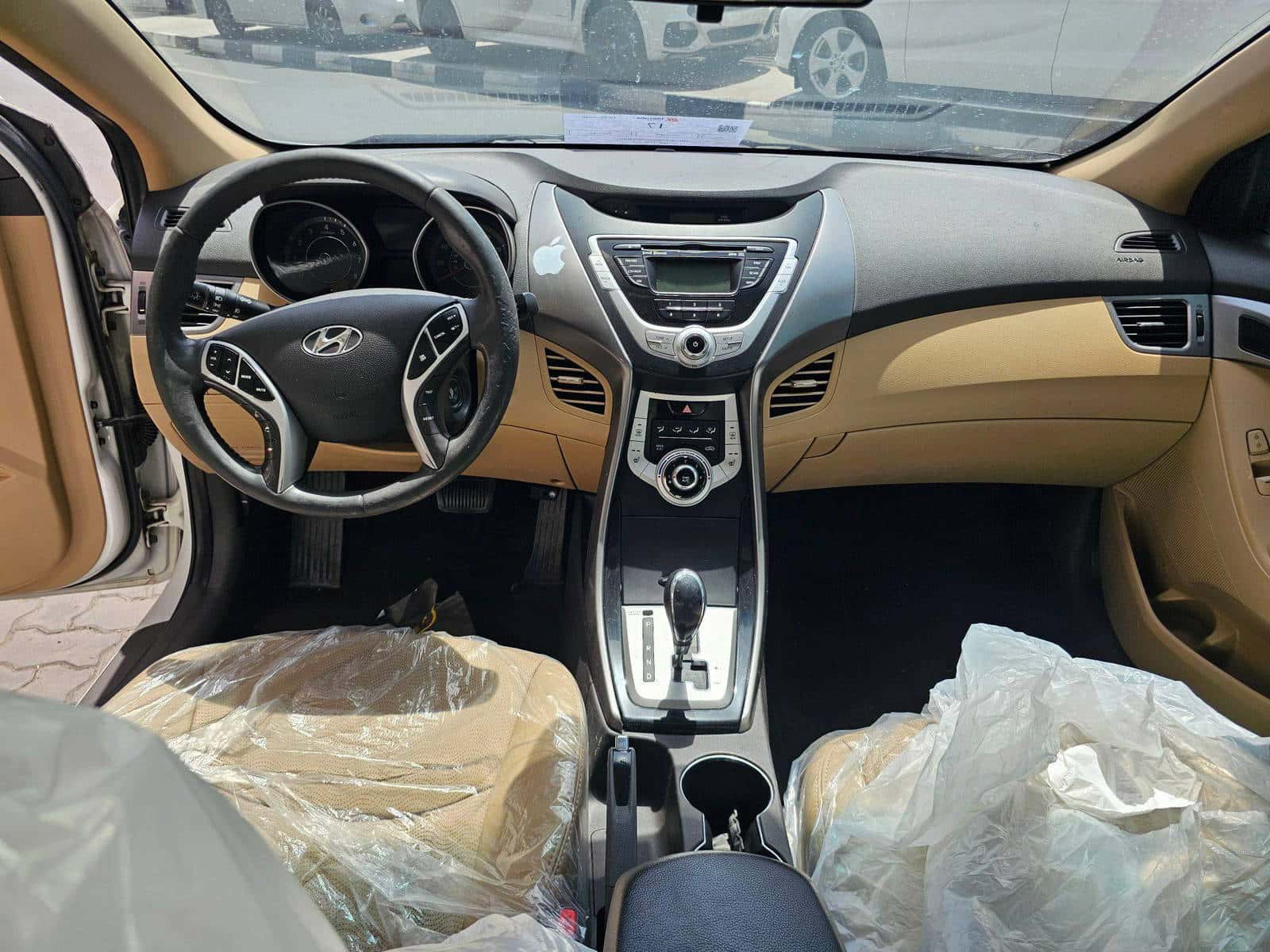 HYUNDAI ELANTRA 2011 thumbnail 7