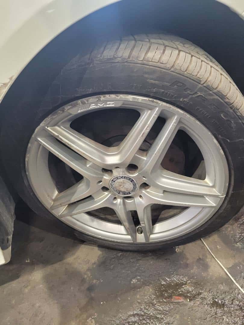 MERCEDES BENZ E 350 - Exterior