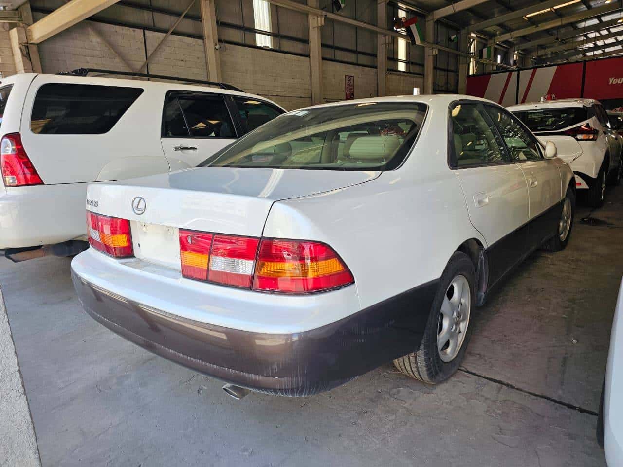 LEXUS ES 300 1997 thumbnail 5