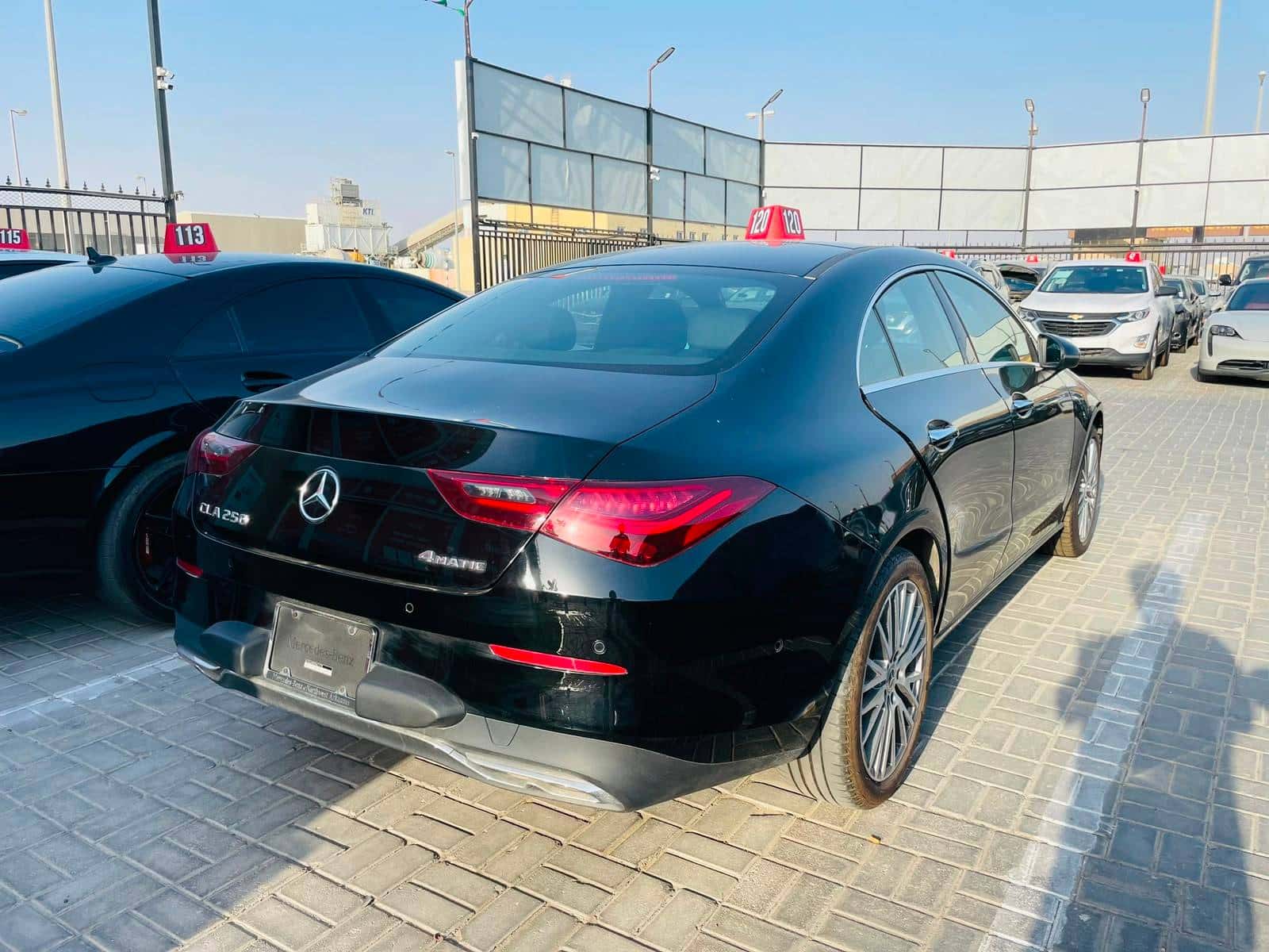 MERCEDES BENZ CLA 250 2024 thumbnail 4