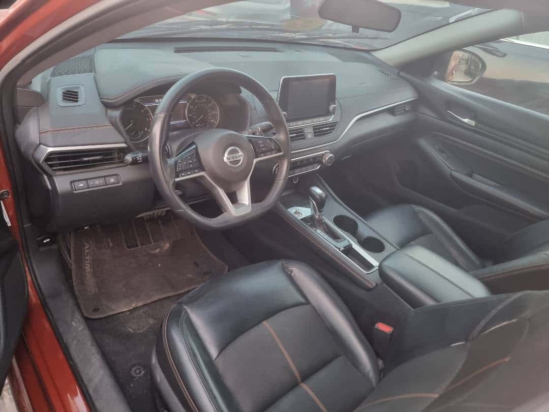Nissan Altima 2021 thumbnail 6