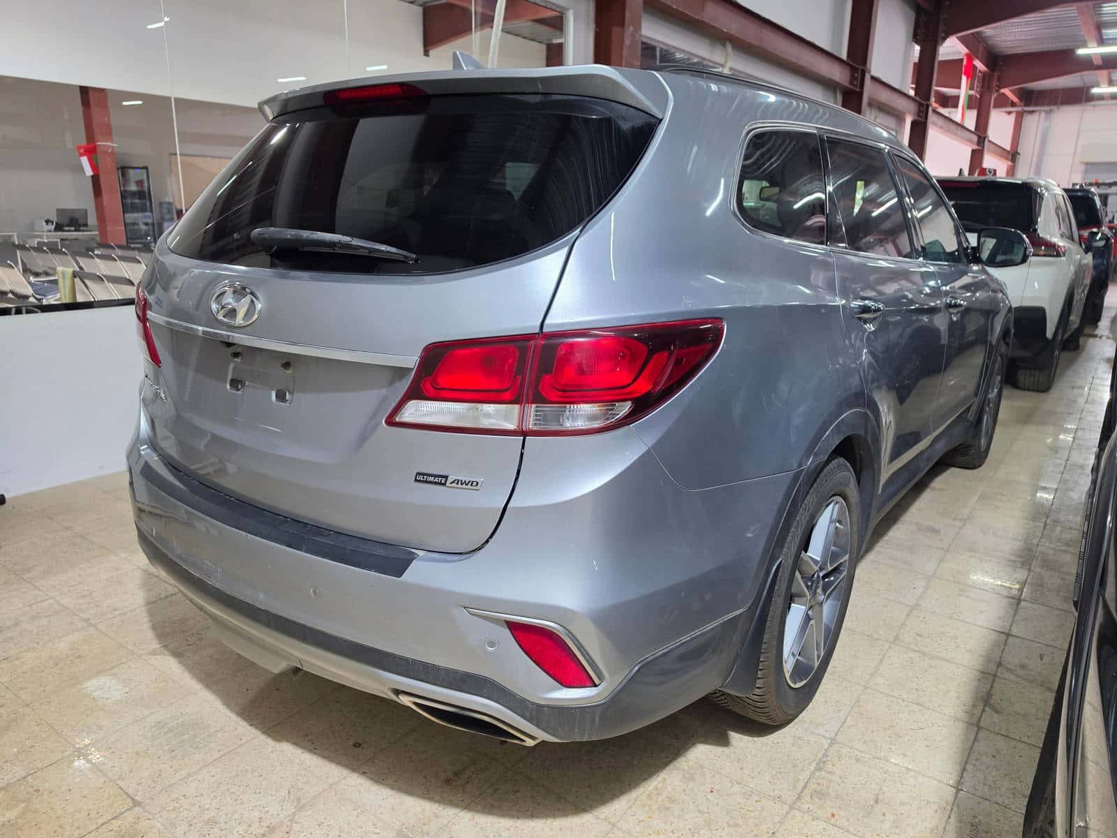 Hyundai Santa Fe 2017 thumbnail 4
