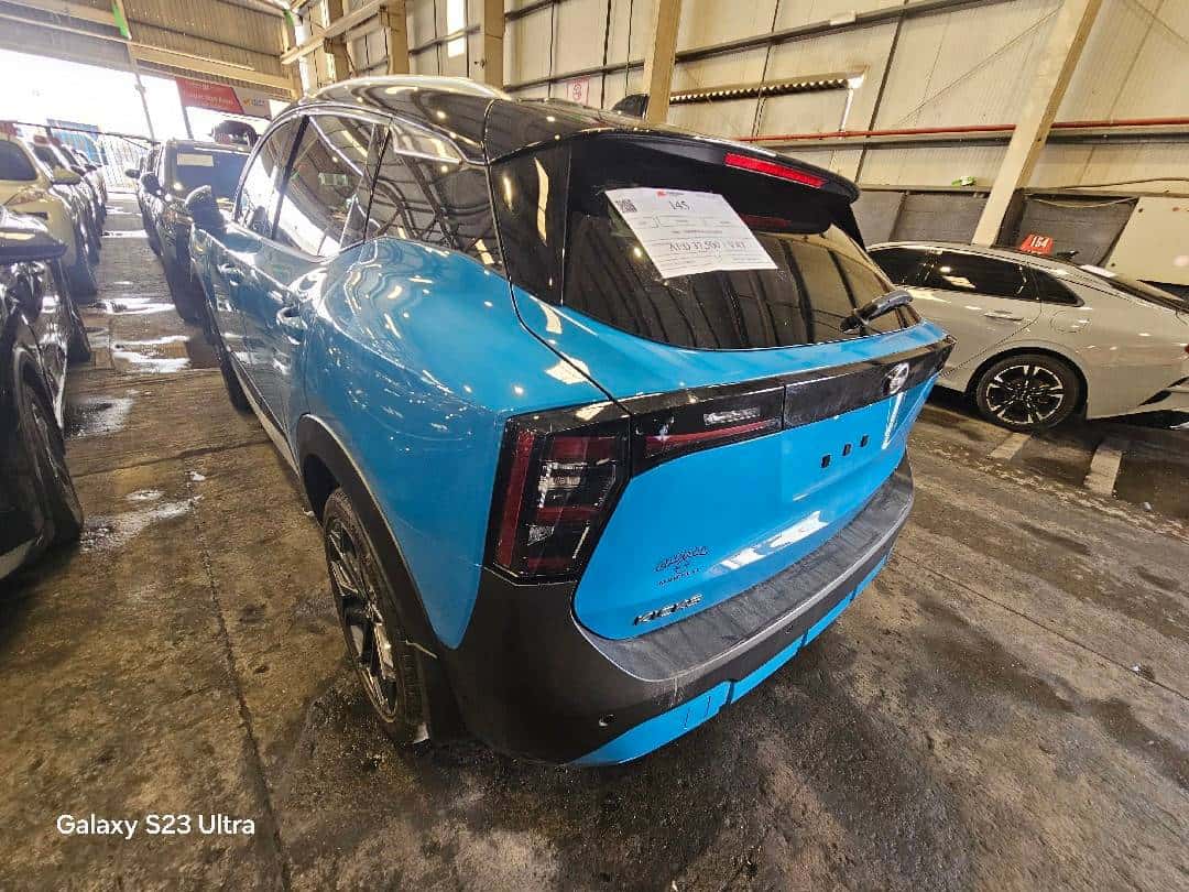 Nissan Kicks 2025 thumbnail 1