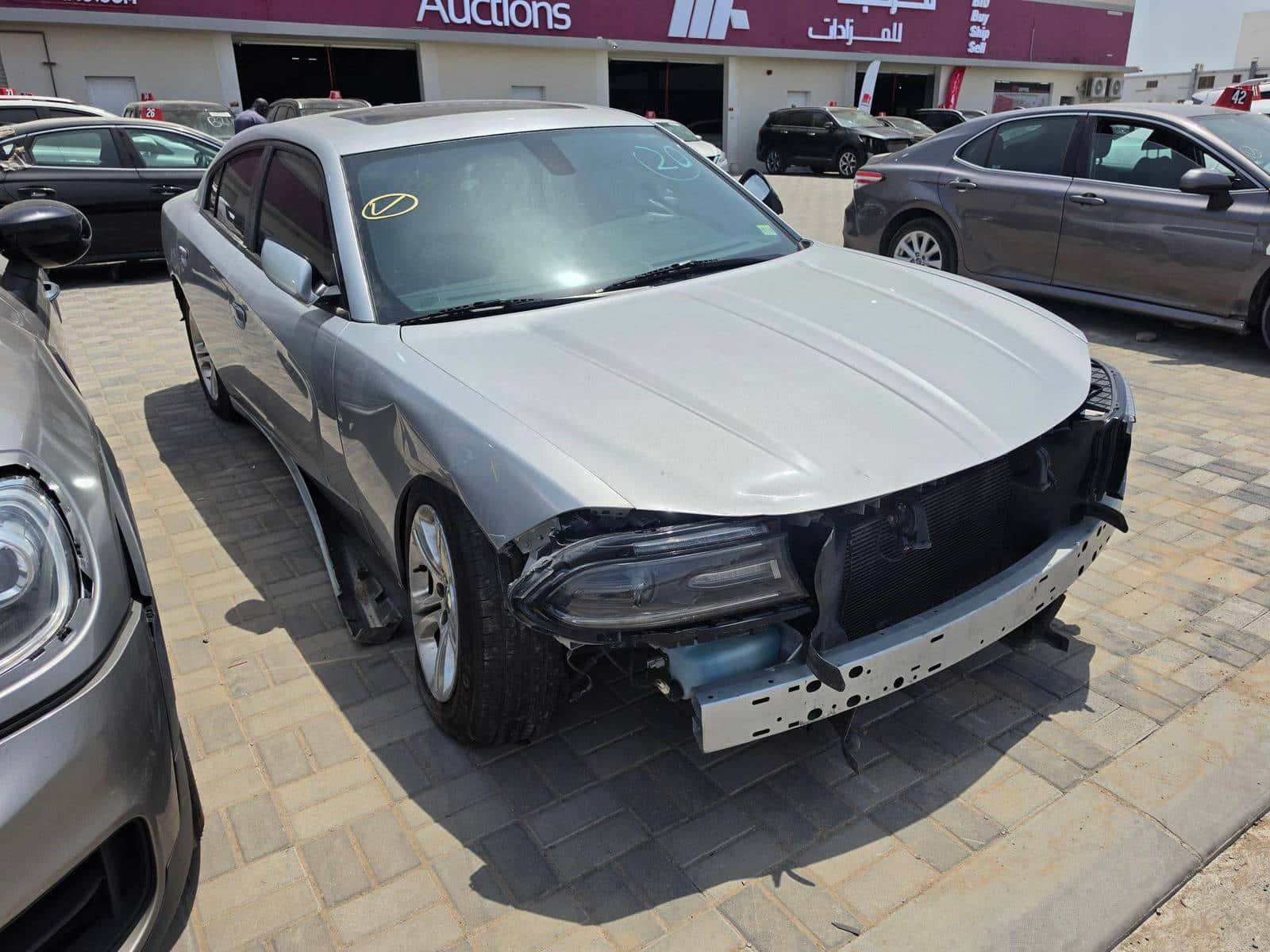DODGE CHARGER 2020 thumbnail 3