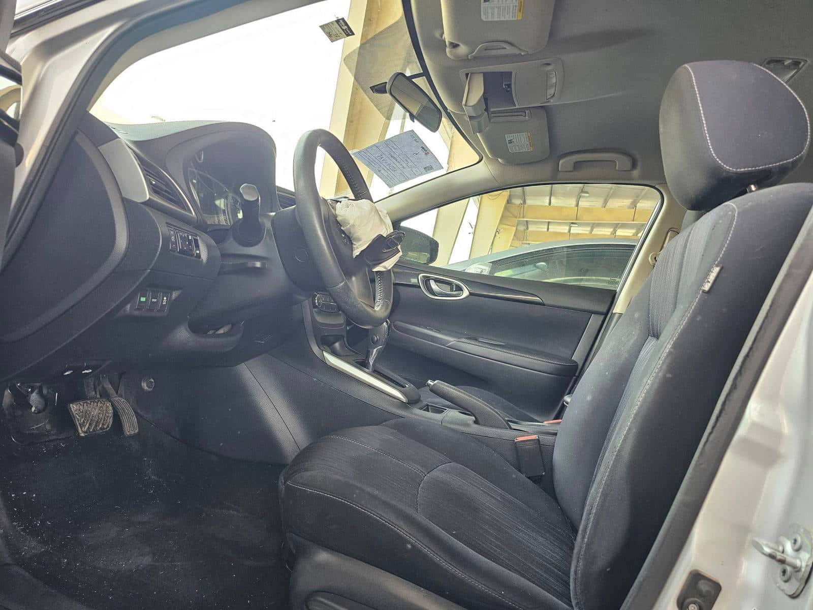 NISSAN SENTRA - Exterior
