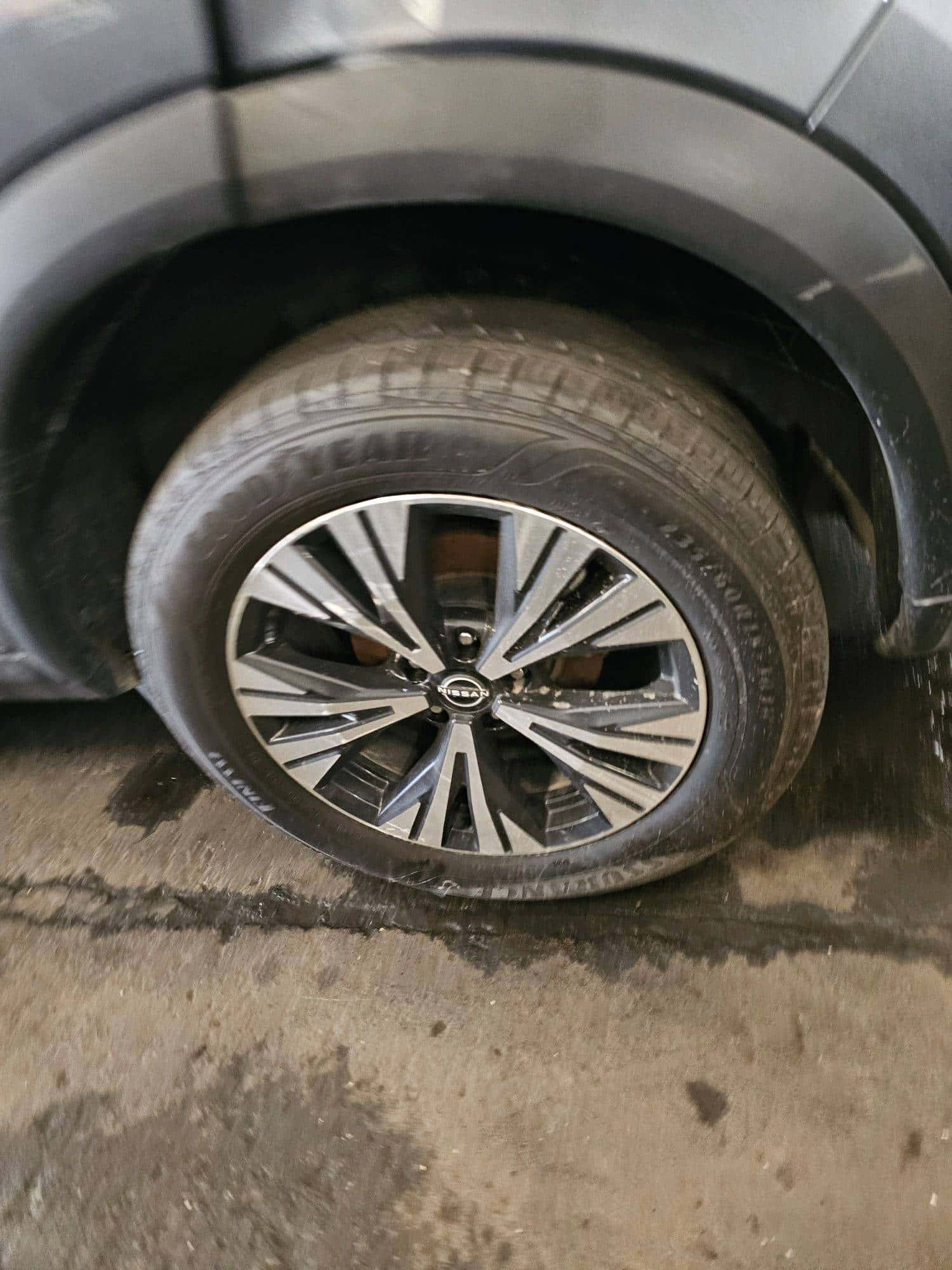 NISSAN ROGUE 2023 thumbnail 4
