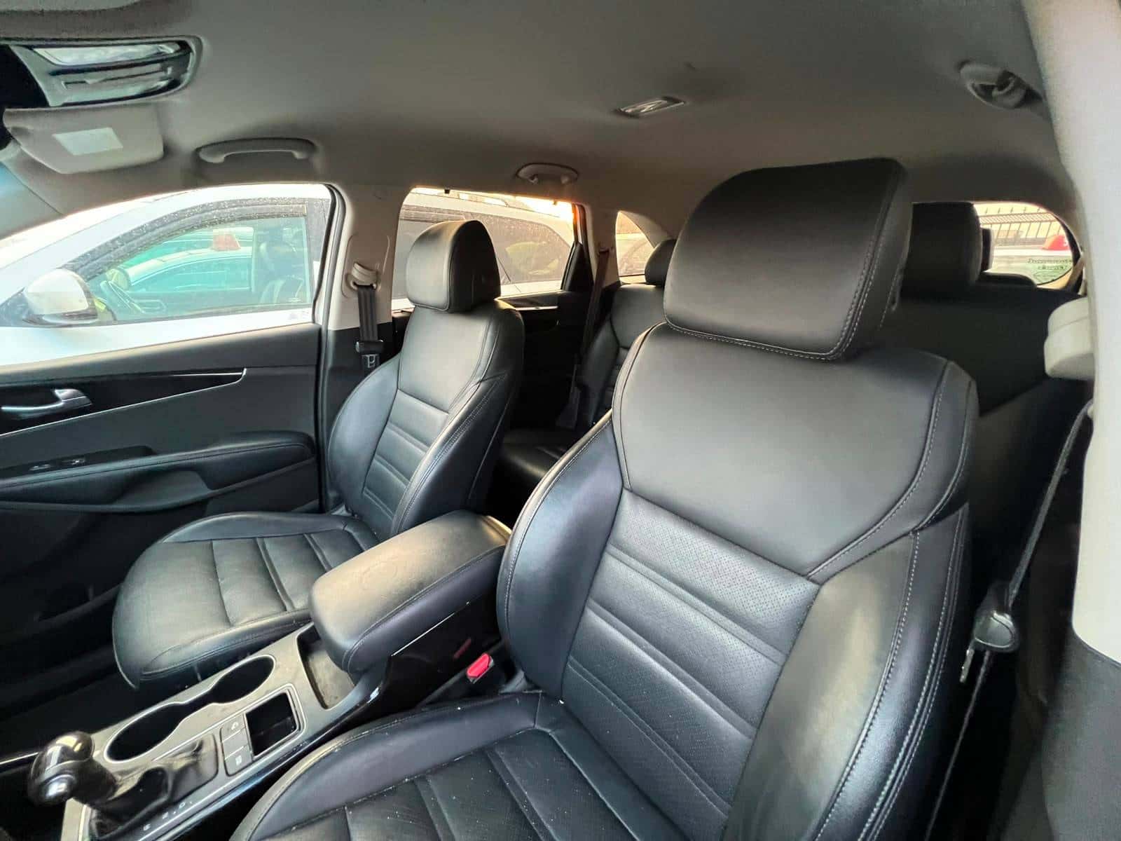 KIA SORENTO 2017 thumbnail 3
