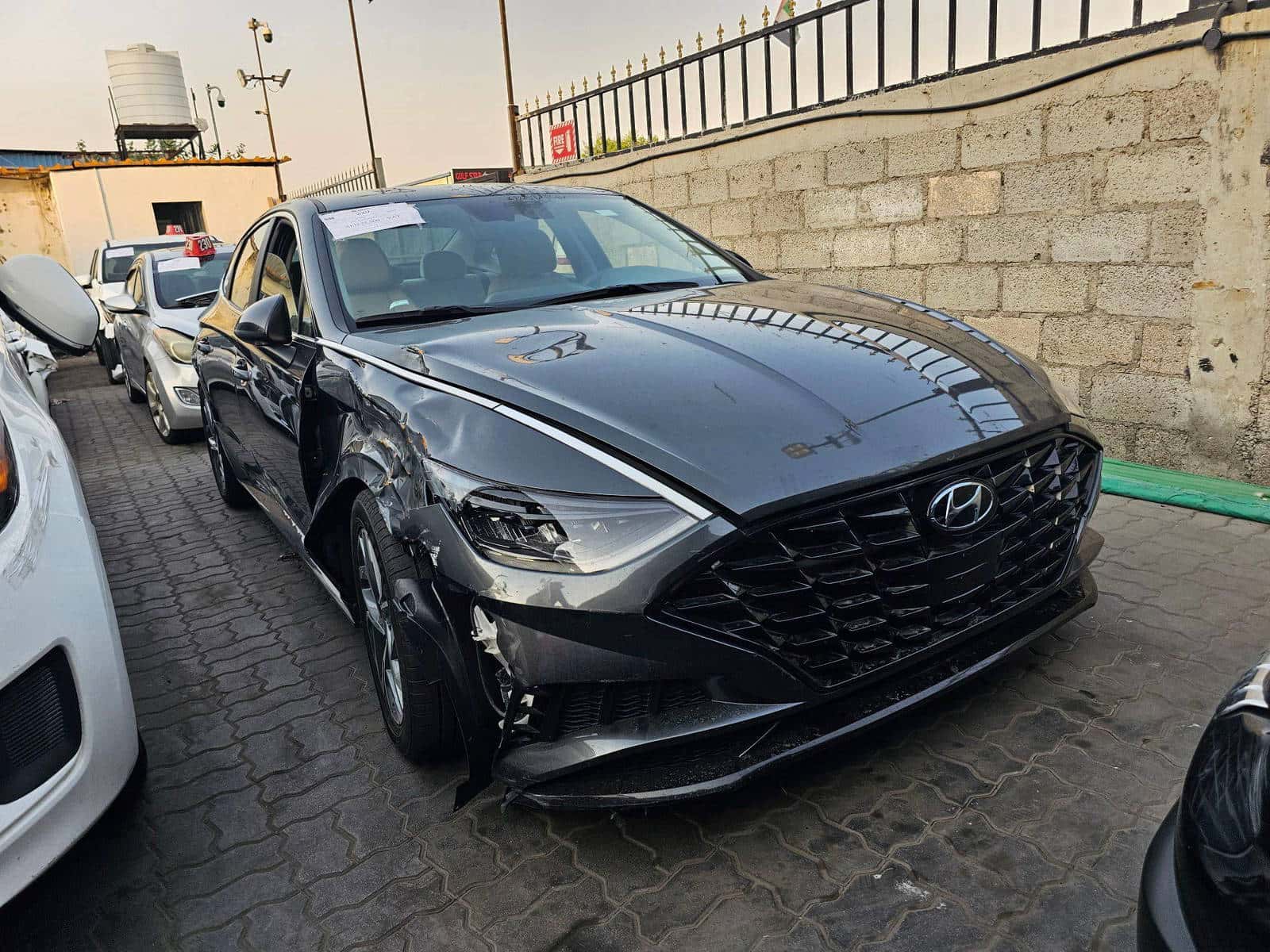 HYUNDAI SONATA 2023 thumbnail 4