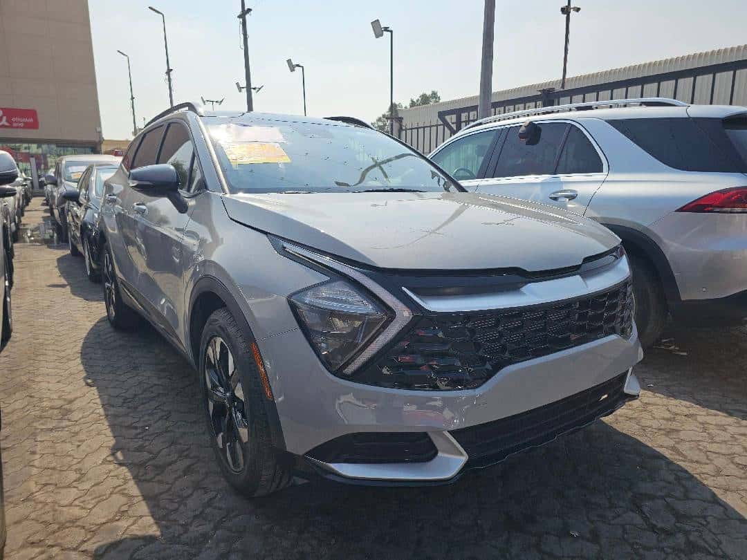 Kia SPORTAGE 2023 thumbnail 1