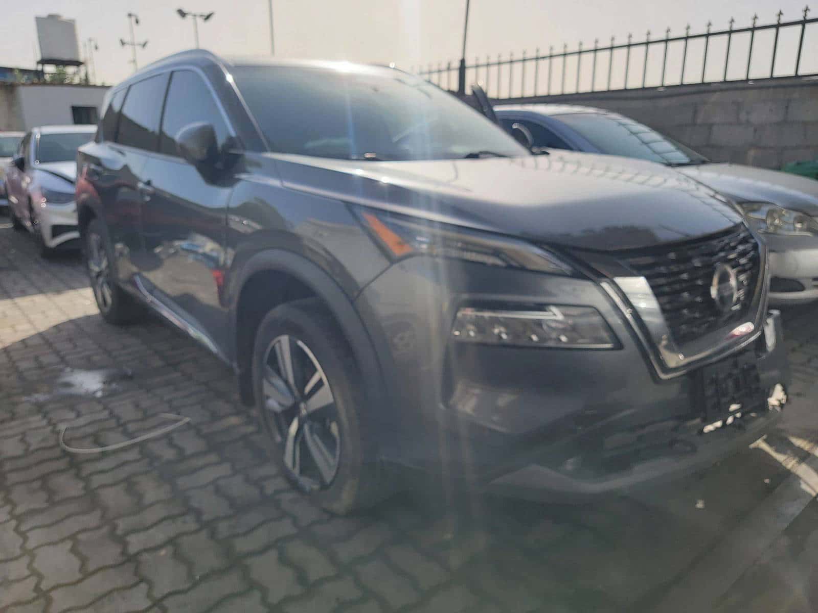 Nissan Rogue 2021 thumbnail 3