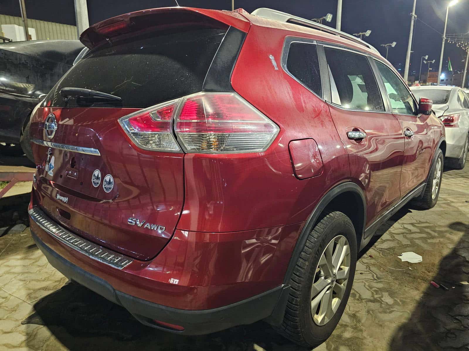 Nissan Rogue 2016 thumbnail 2