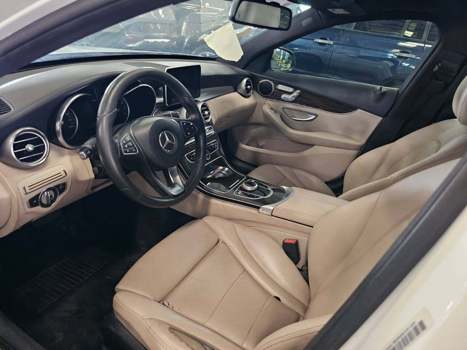 MERCEDES BENZ C300 2018 thumbnail 6