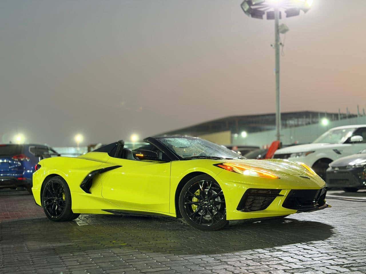 CHEVROLET Corvette 2023 thumbnail 1