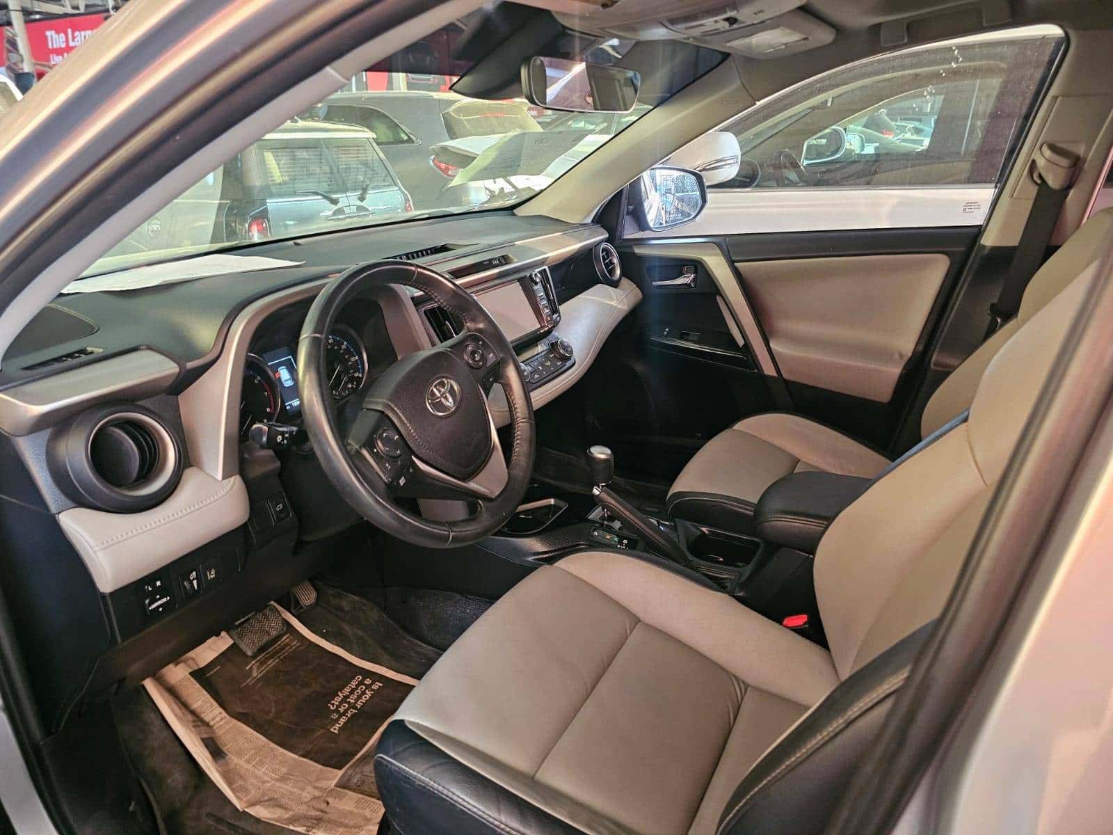 Toyota RAV4 2017 thumbnail 7