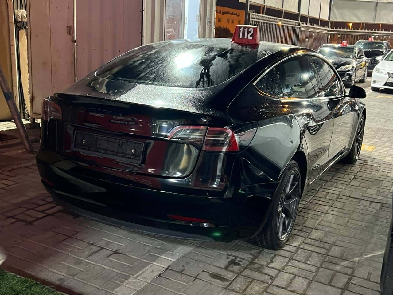 Tesla Model 3 2023 thumbnail 6