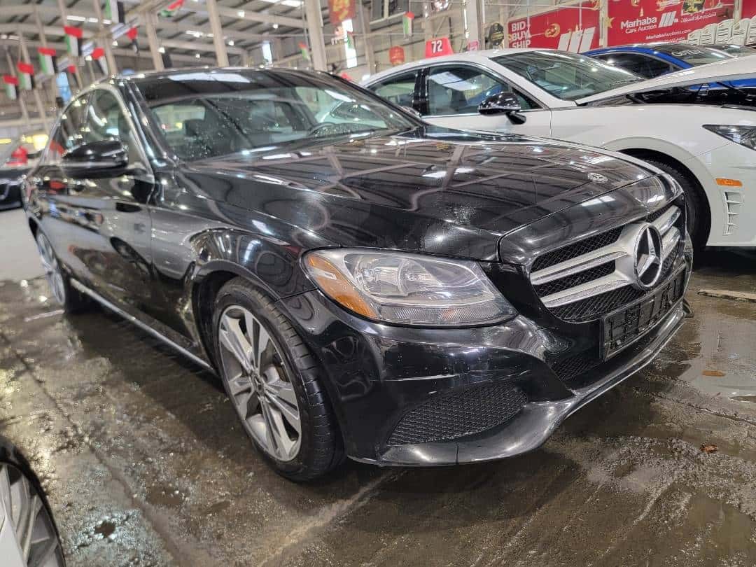 MERCEDES BENZ C300 - Exterior