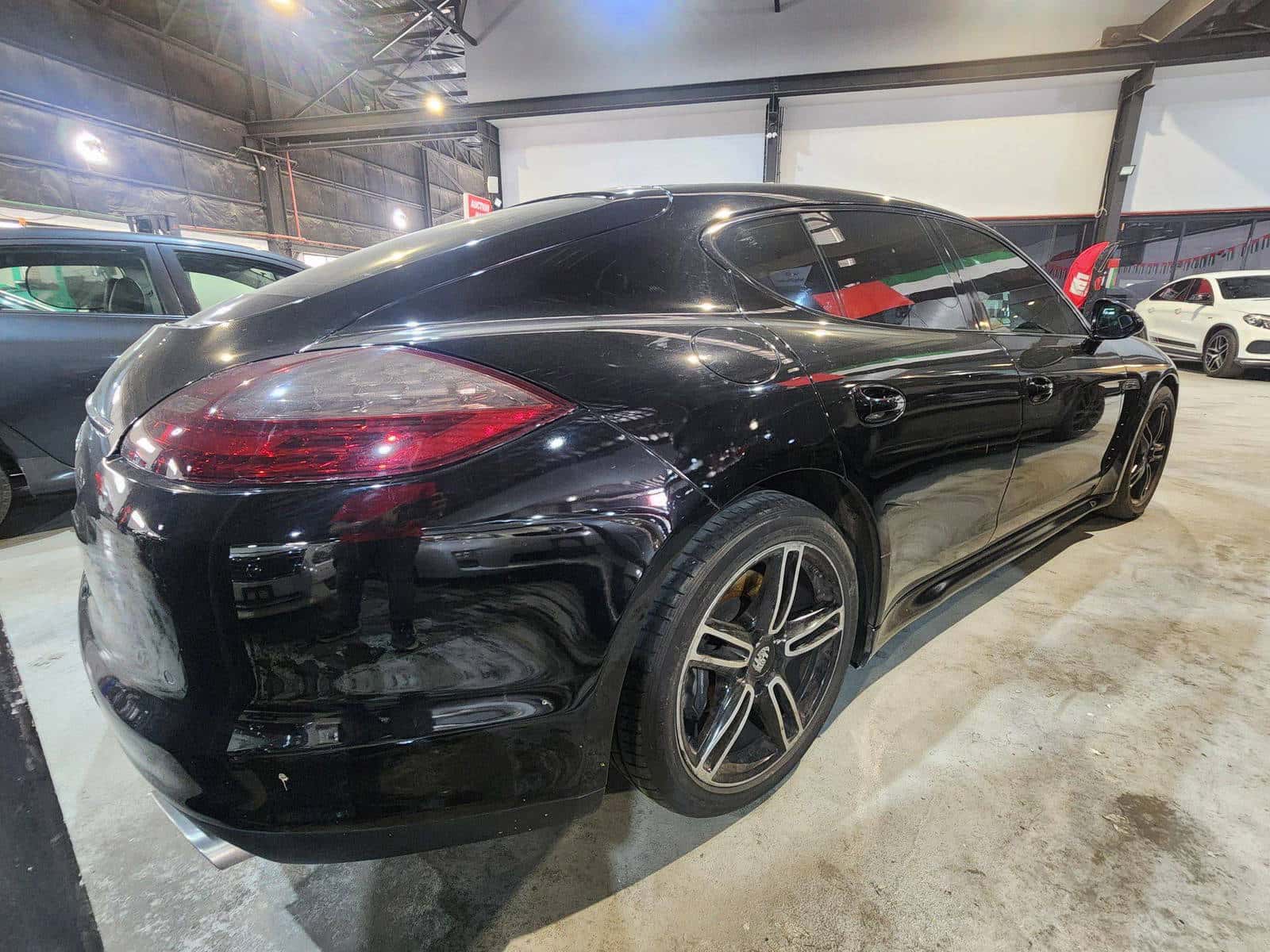 PORSCHE PANAMERA S - Exterior