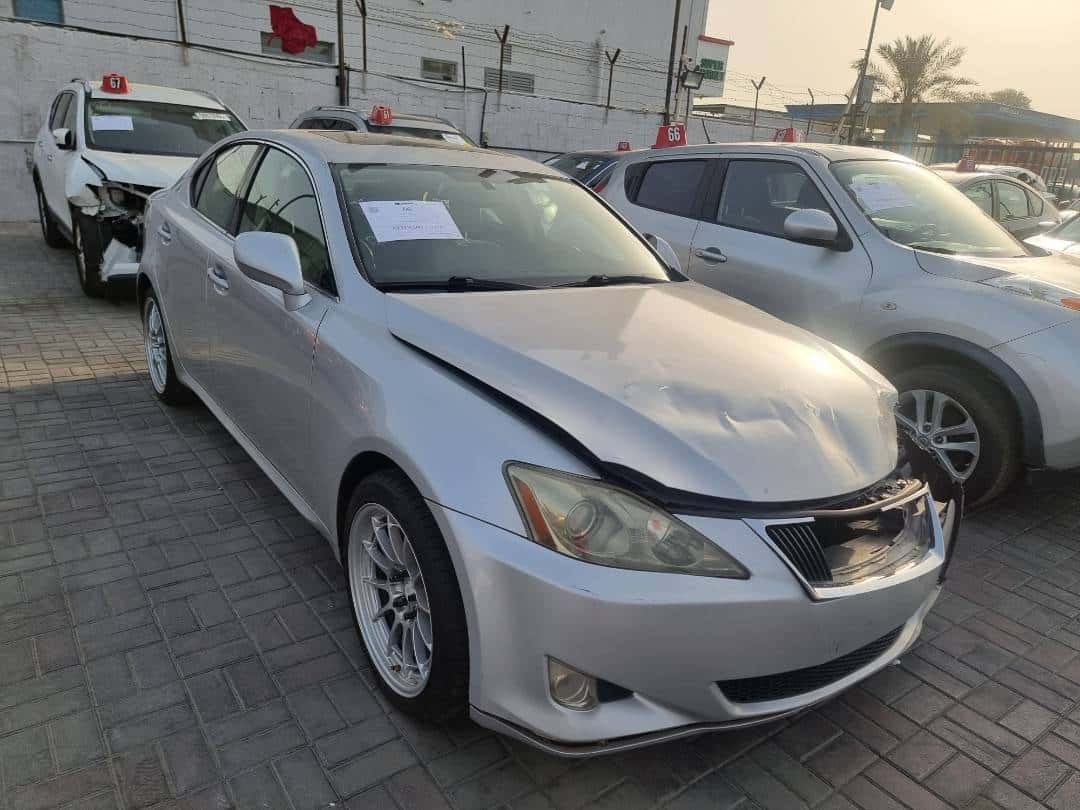 LEXUS IS 250 - Exterior