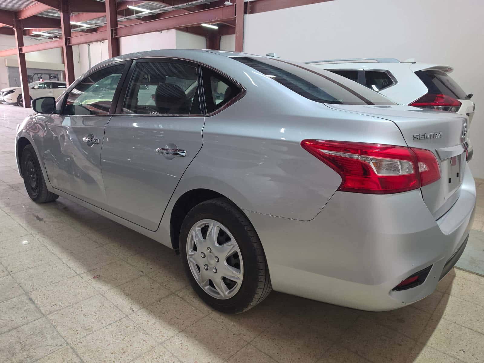 Nissan Sentra 2017 thumbnail 5