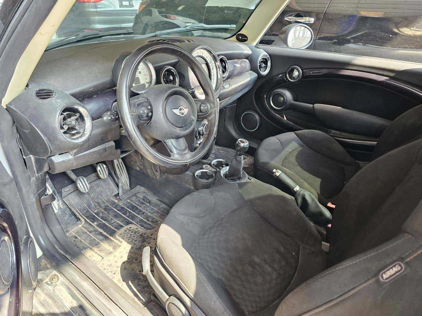 MINI Cooper 2011 thumbnail 6