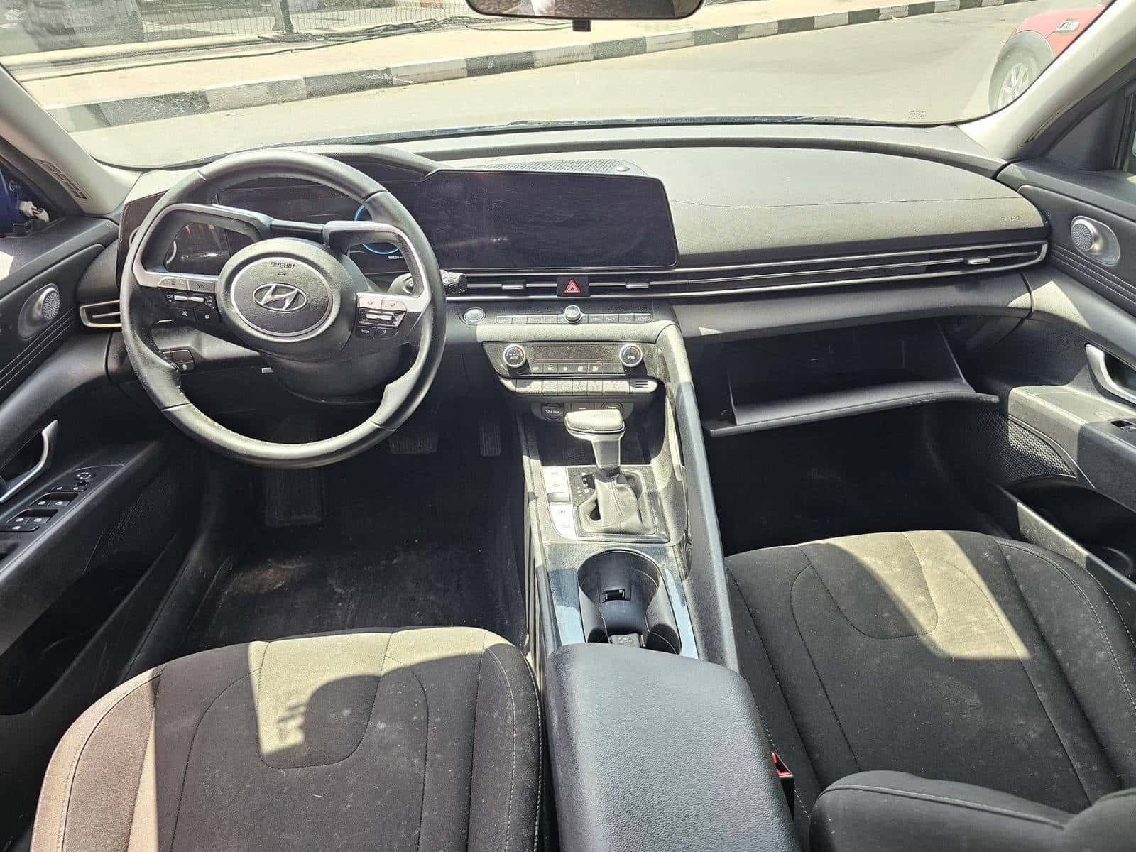 HYUNDAI ELANTRA 2023 thumbnail 6