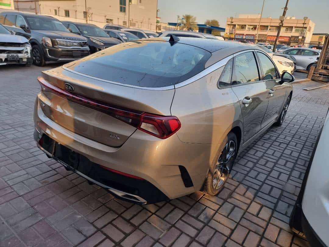 KIA K5 2021 thumbnail 3