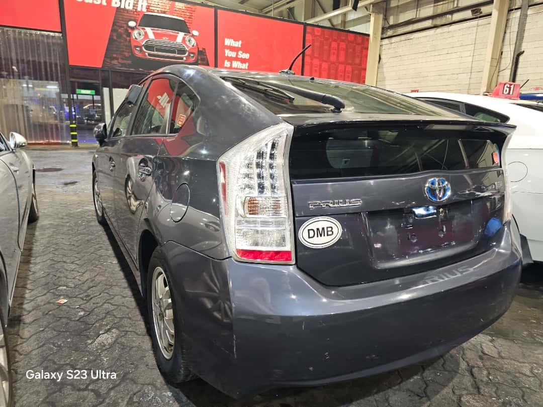 TOYOTA PRIUS - Exterior