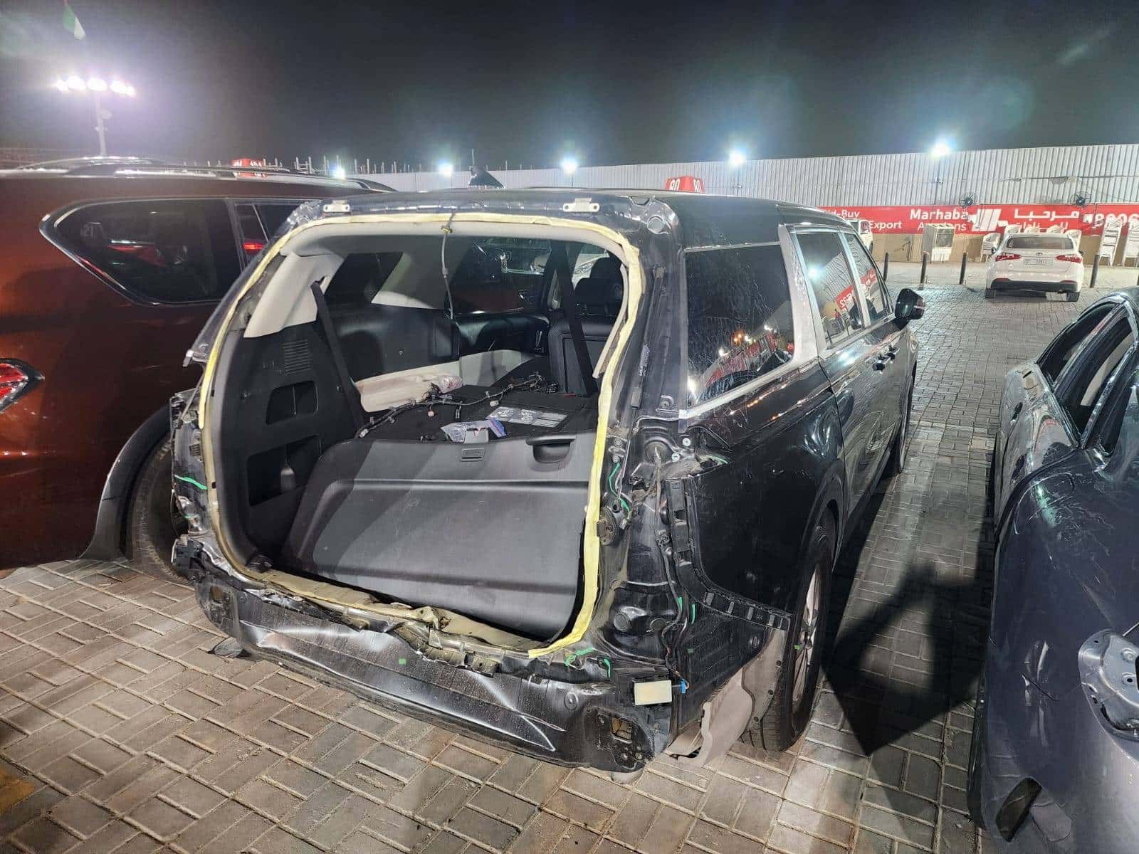 KIA CARNIVAL LX 2023 thumbnail 3