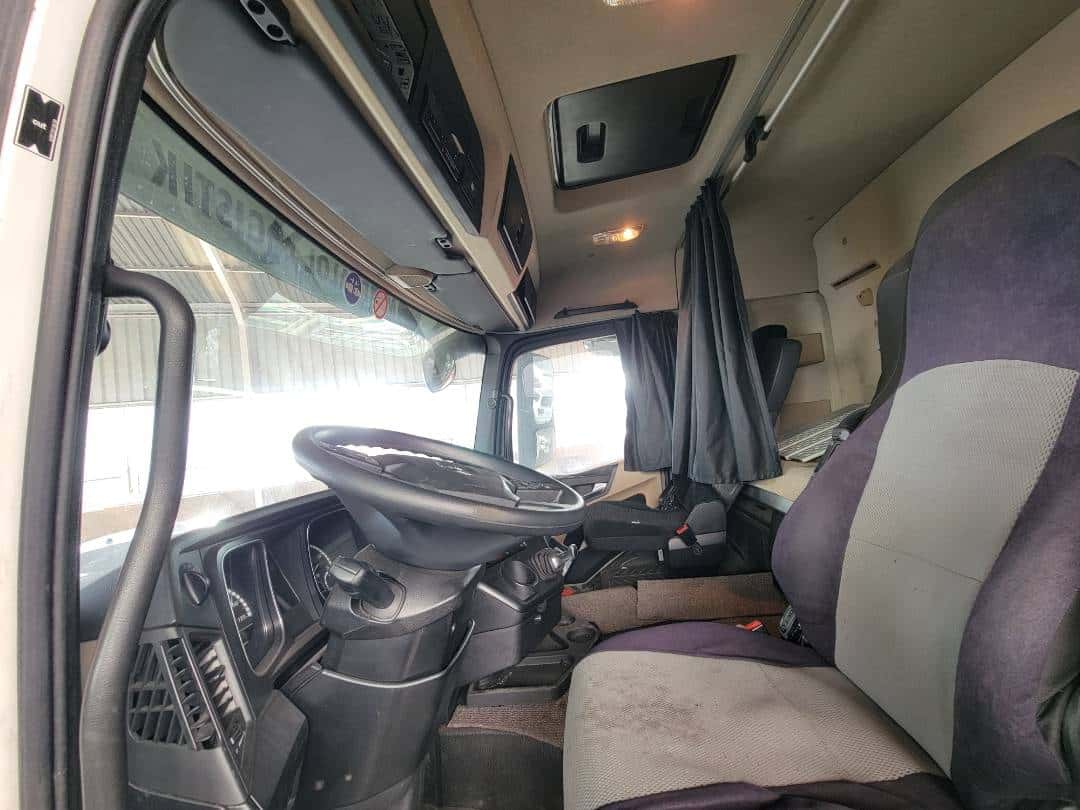 MERCEDES BENZ ACTROS 1843 - Exterior