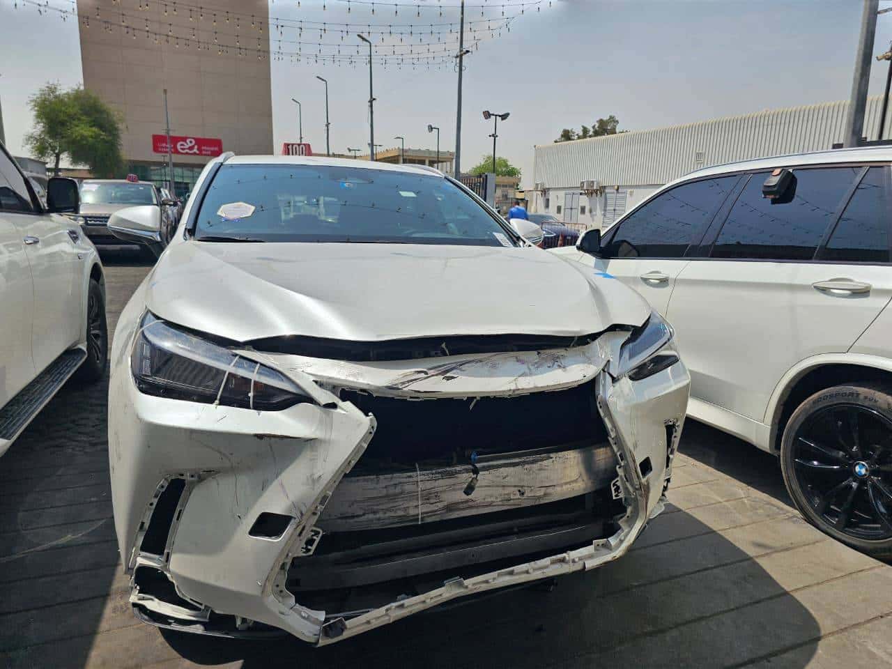 Lexus NX 250 2022 thumbnail 5