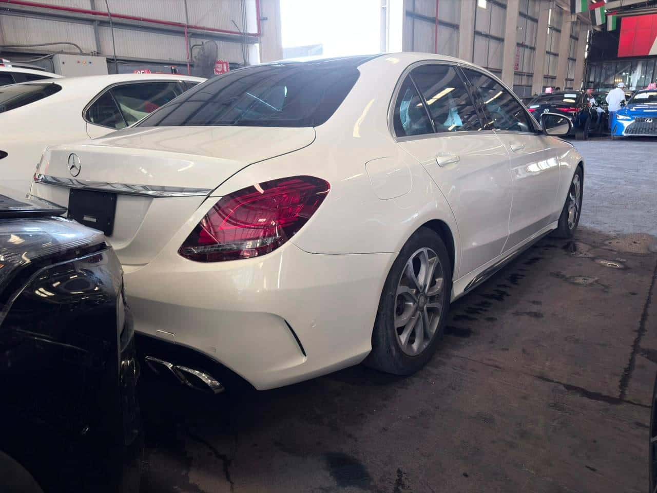 MERCEDES BENZ C300 2015 thumbnail 6