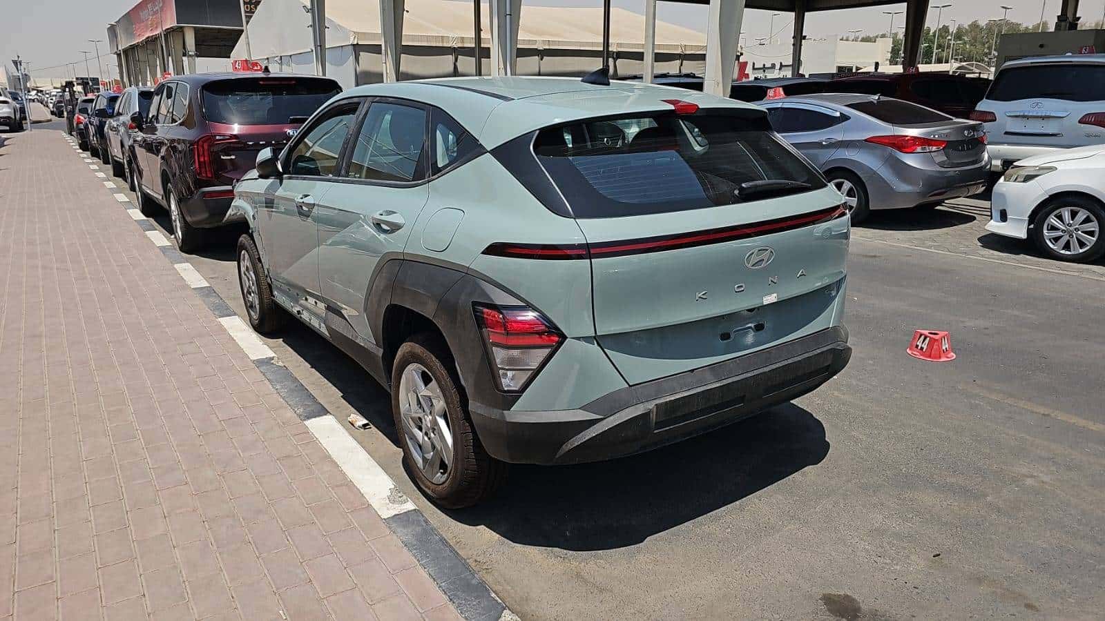 HYUNDAI KONA 2025 thumbnail 5