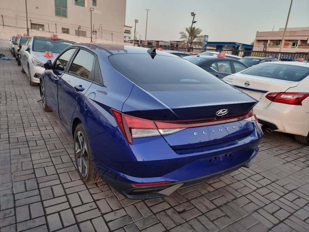 HYUNDAI ELANTRA 2023 thumbnail 2