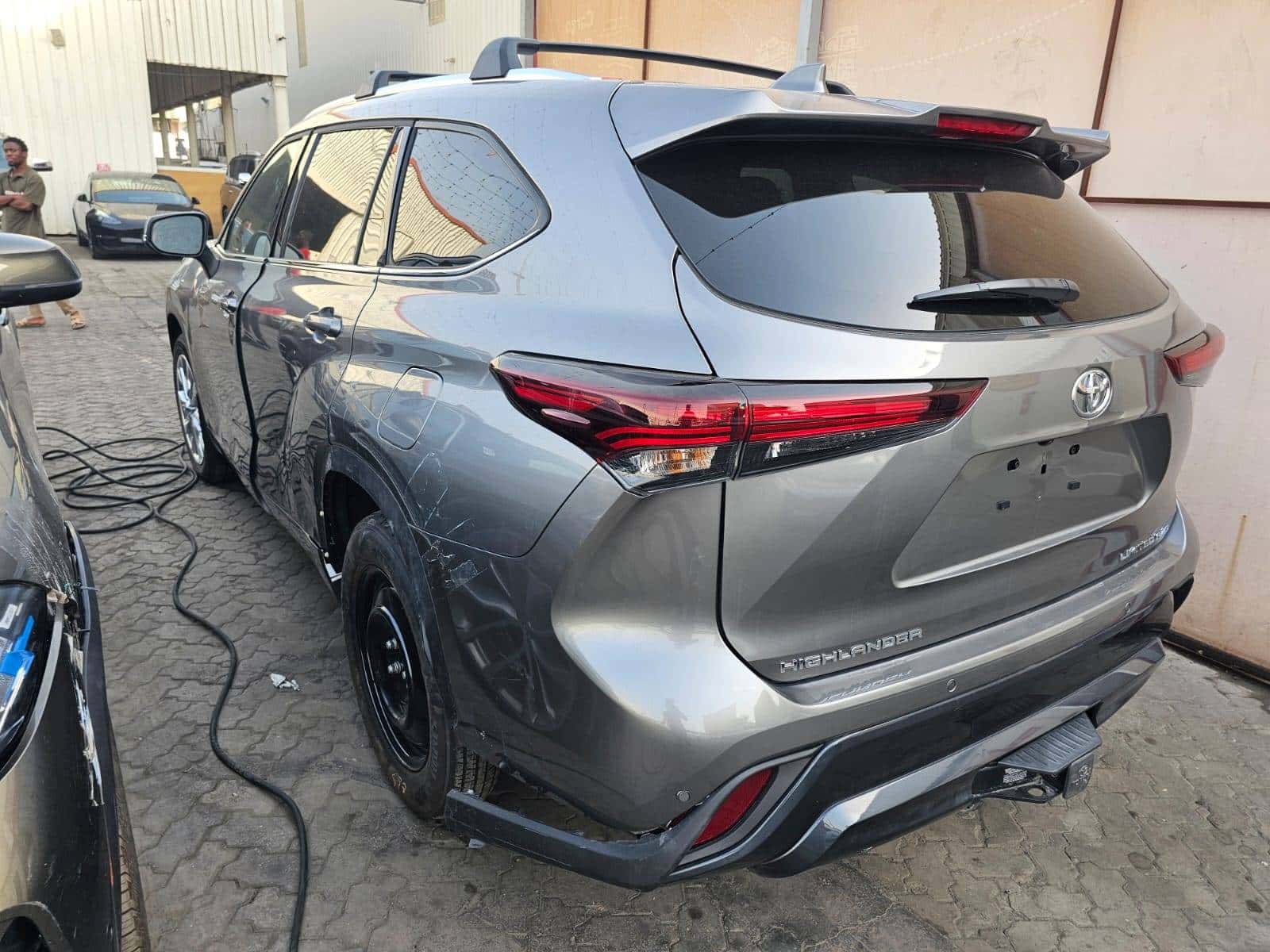 Toyota GRAND HIGHLANDER XLE 2026 thumbnail 4