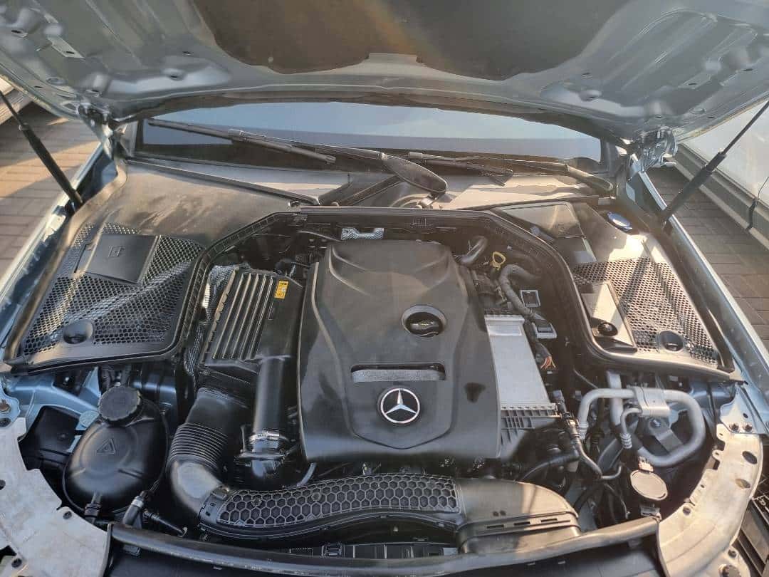MERCEDES BENZ C300 - Exterior
