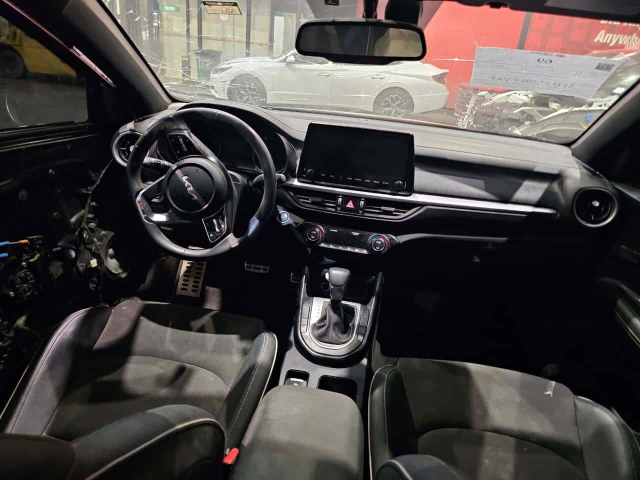 KIA FORTE 2024 thumbnail 5