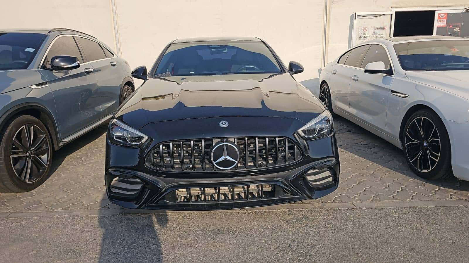 MERCEDES BENZ C43 AMG 2023 thumbnail 3